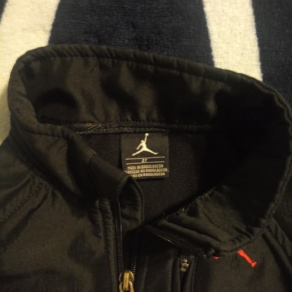 * Jordan Jacket - Picture 4 of 4